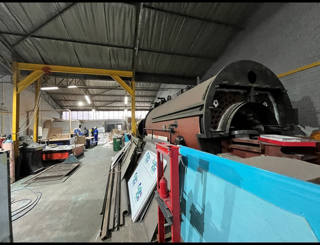 301M² WAREHOUSE FOR SALE IN ISANDO